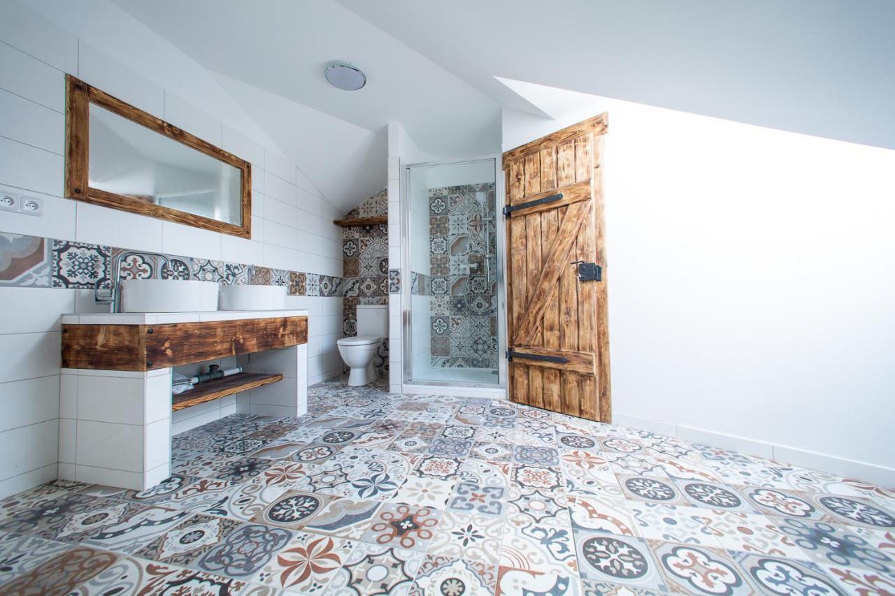 Penzion Sarlota & Vinarstvi Vitek Josef Mutěnice Extérieur photo