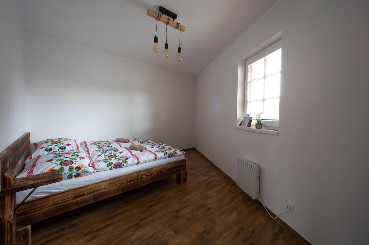 Penzion Sarlota & Vinarstvi Vitek Josef Mutěnice Extérieur photo
